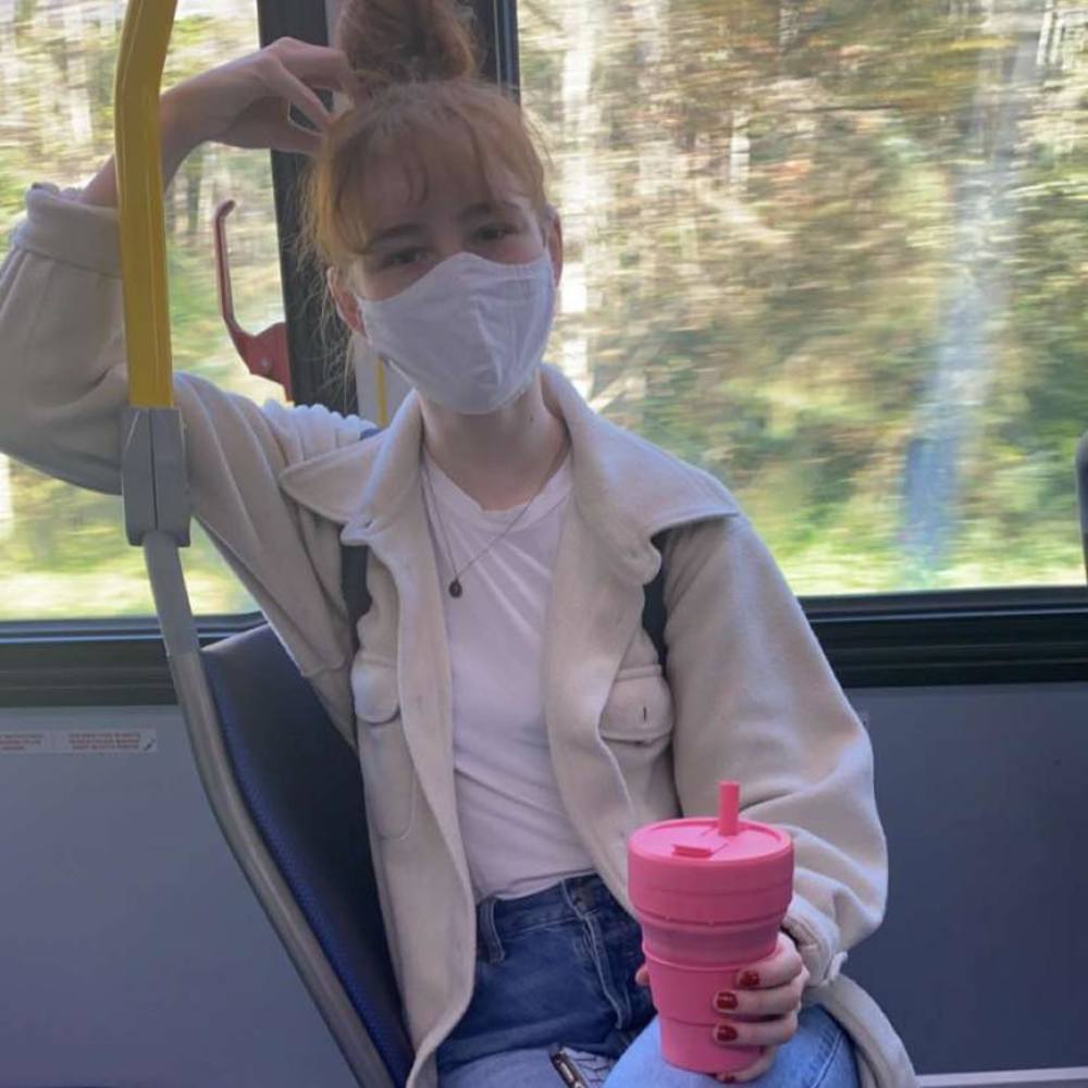 Meet your Posher, Kelly